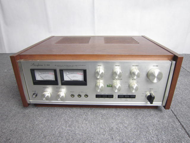 Accuphase E-202.JPG