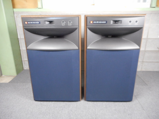 JBL 4338.JPG