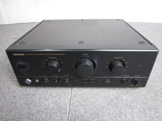 ONKYO Integra A-917R.JPG